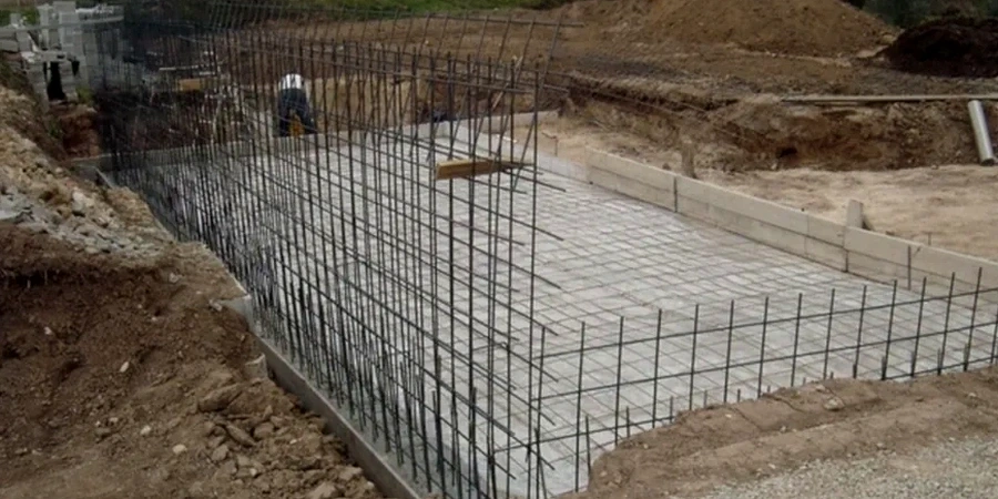 Shallow Foundation Design in New Westminster: Soil Variability and Site-Specific Bearing